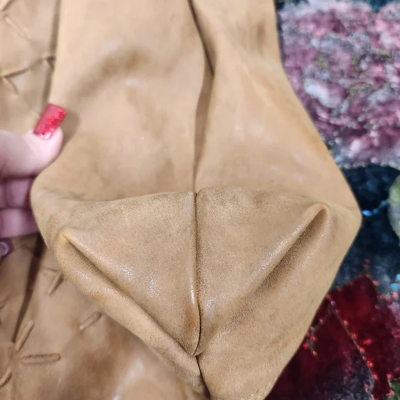 Tan Bag - Picture 4 of 6